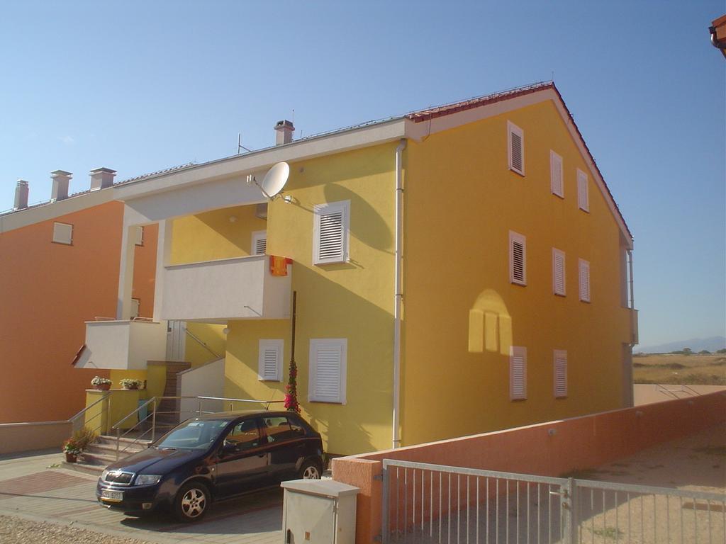 Apartments Iva Povljana Zimmer foto