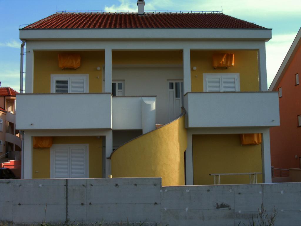 Apartments Iva Povljana Zimmer foto
