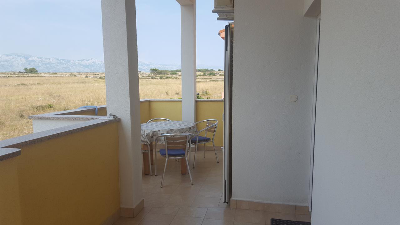 Apartments Iva Povljana Exterior foto